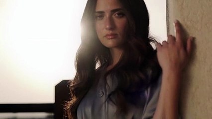 فيديوشوت خاص: ياسمين زهران ملهمتنا لأناقة رمضانية بتصاميم René Caovilla