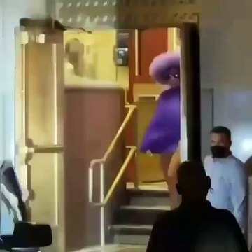 ليدي غاغا تنقل إطلالات منصة عروض الهوت كوتور إلى شوارع نيويورك