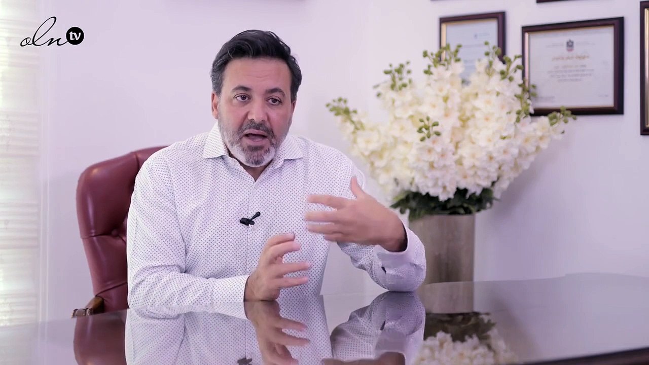 كيف يؤثر سن اليأس سلباً على مظهر السيدة مع د. م...