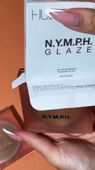 اختيارنا الجديد المثالي للصيف: بودرة هايلايتر سهلة الاستخدام لكامل الجسم من مجموعة N.Y.M.P.H