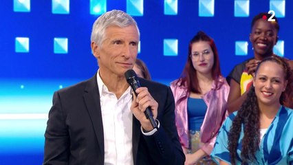 N’oubliez pas les paroles : Nagui donne un gage à Natacha