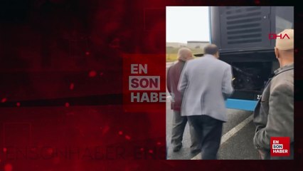 Diyarbakır'da otobüsün motor kısmındaki yangını üfleyerek söndürmeye çalıştı