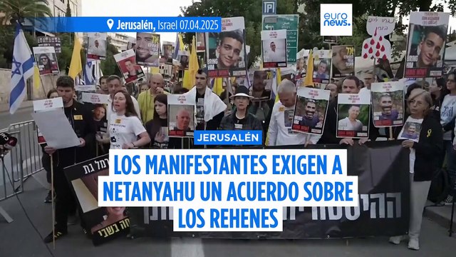 Manifestantes en Jerusalén instan a Netanyahu a asegurar el acuerdo sobre los rehenes de Hamás durante la reunión con Trump