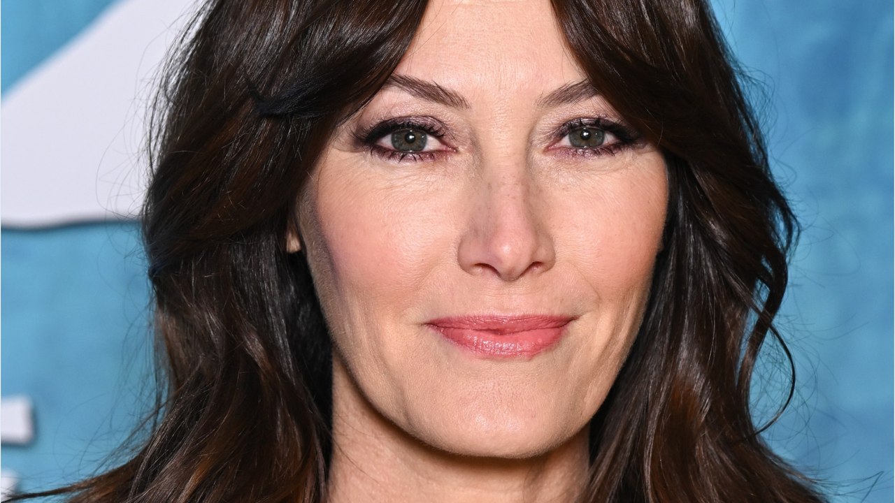 Mareva Galanter : sa fille Manava, qu’elle a eue avec Arthur, a hérité de sa belle et longue chevelure brune