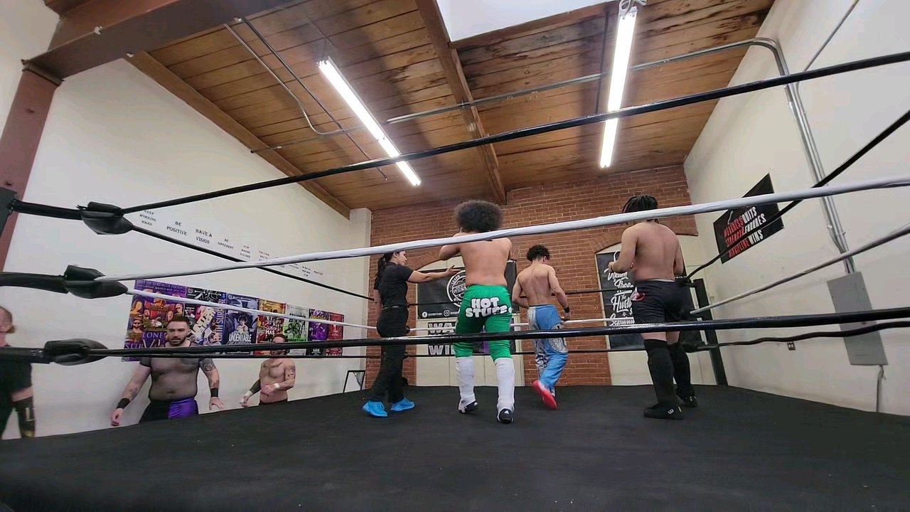 Team Poster Boys vs Team Superfro