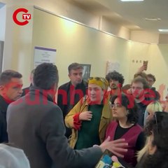 Hacettepe Üniversitesi GSF öğrencileri fakülteye alınmadı: Öğrenciler eyleme başladı