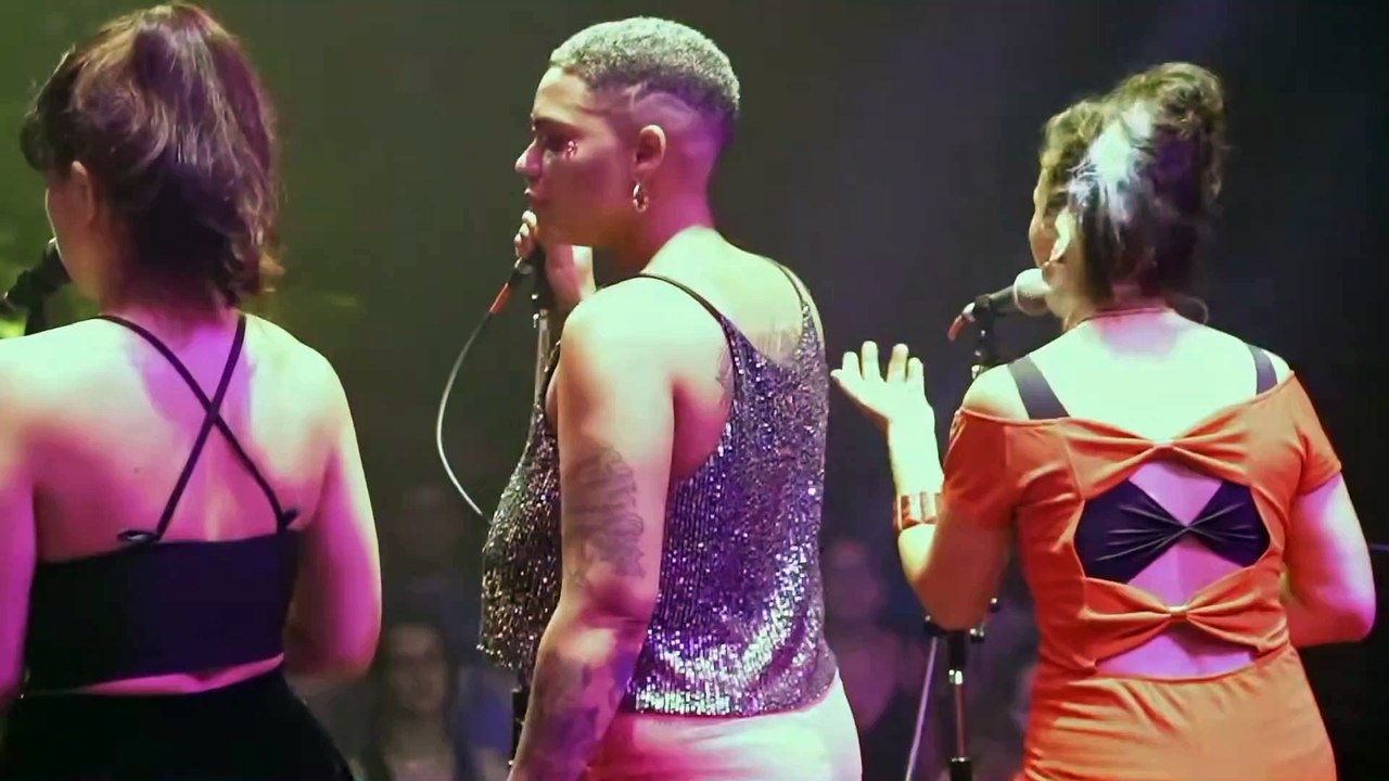 Laura Branigan - Self Control - Reggae Version by The Unforgettabless [1080p]