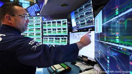 Recession fears fuel sell-off in global stocks