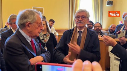 D'Alema ricorda la "Velina rossa" Pasquale Laurito: Viveva con passione il suo giornalismo militante