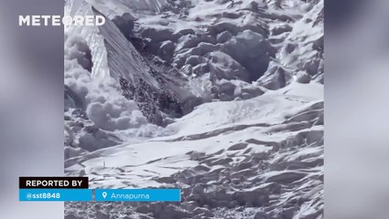 A massive avalanche sweeps through a camp on Annapurna, Nepal! Several people are still missing