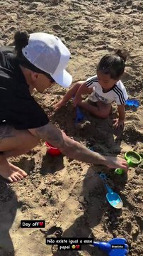 Ni Sitges ni Castelldefels: la playa que elige Raphinha para desconectar tras las tensiones del Barça-Betis