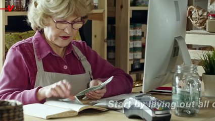 Financial Experts Reveal The Best and Easiest Ways To Pay Off Your Debt