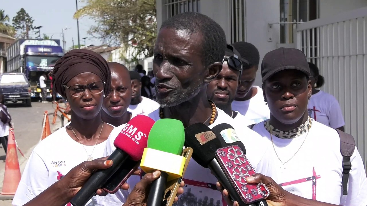 Ziguinchor : Les enfants des victimes et rescapés du naufrage du Joola marchent contre l’oubli