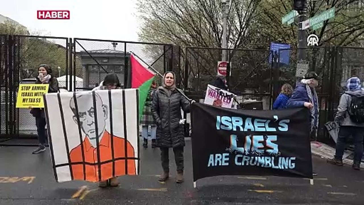 Katil Netanyahu Washington'da protesto edildi