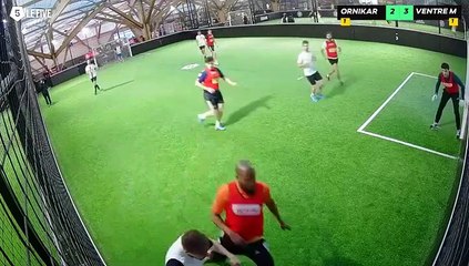 ORNIKAR - Ventre Mou 07/04 à 20:07 - Football Terrain 3 (LeFive P18)