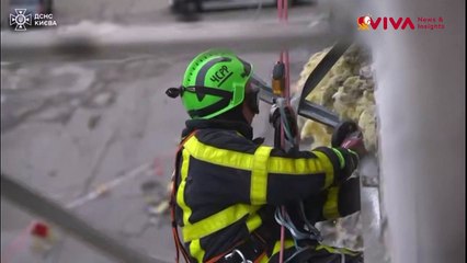 Penampakan Gedung Perkantoran Hancur Diserang Rudal Rusia