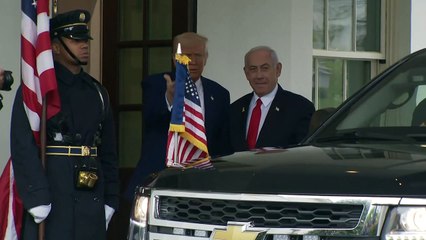 Trump afirma manter negociações "diretas" com o Irã sobre programa nuclear do país