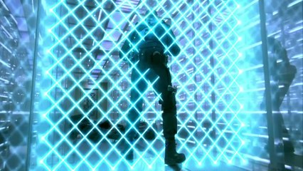Laser Grid Trap Scene - RESIDENT EVIL - Milla Jovovich, Michelle Rodriguez