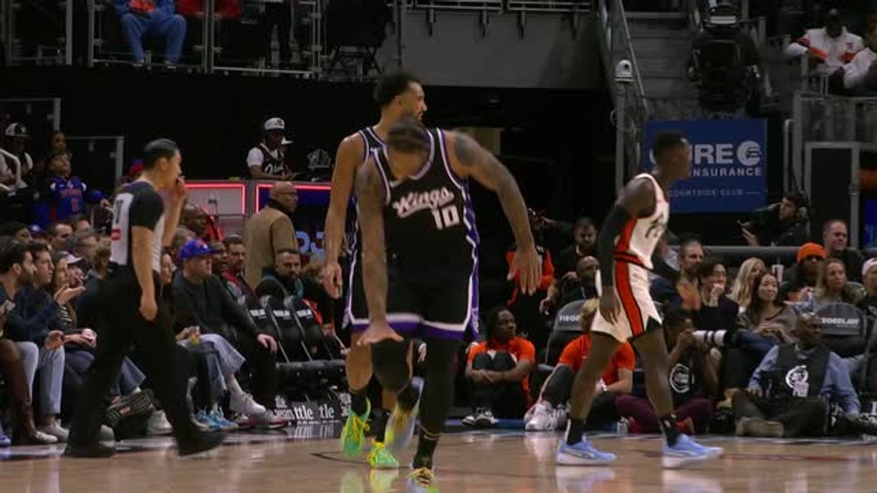 LaVine has big night as Kings boost post-season...