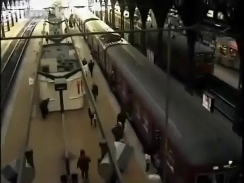 Hovedbanegården - Alle afsnit fra 1 til 4 med 2 og 3 | 1999 - DR K