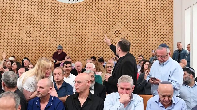 المحكمة العليا الإسرائيلية تستأنف جلسة البت في الطعون ضد عزل رئيس الشاباك بلا حضور