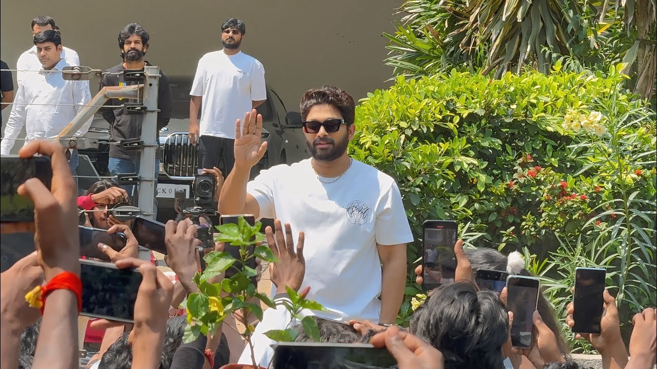 Allu Arjun Fans wish him on his birthday | Allu Arjun Birthday Celebrations 2025 #alluarjun #AA