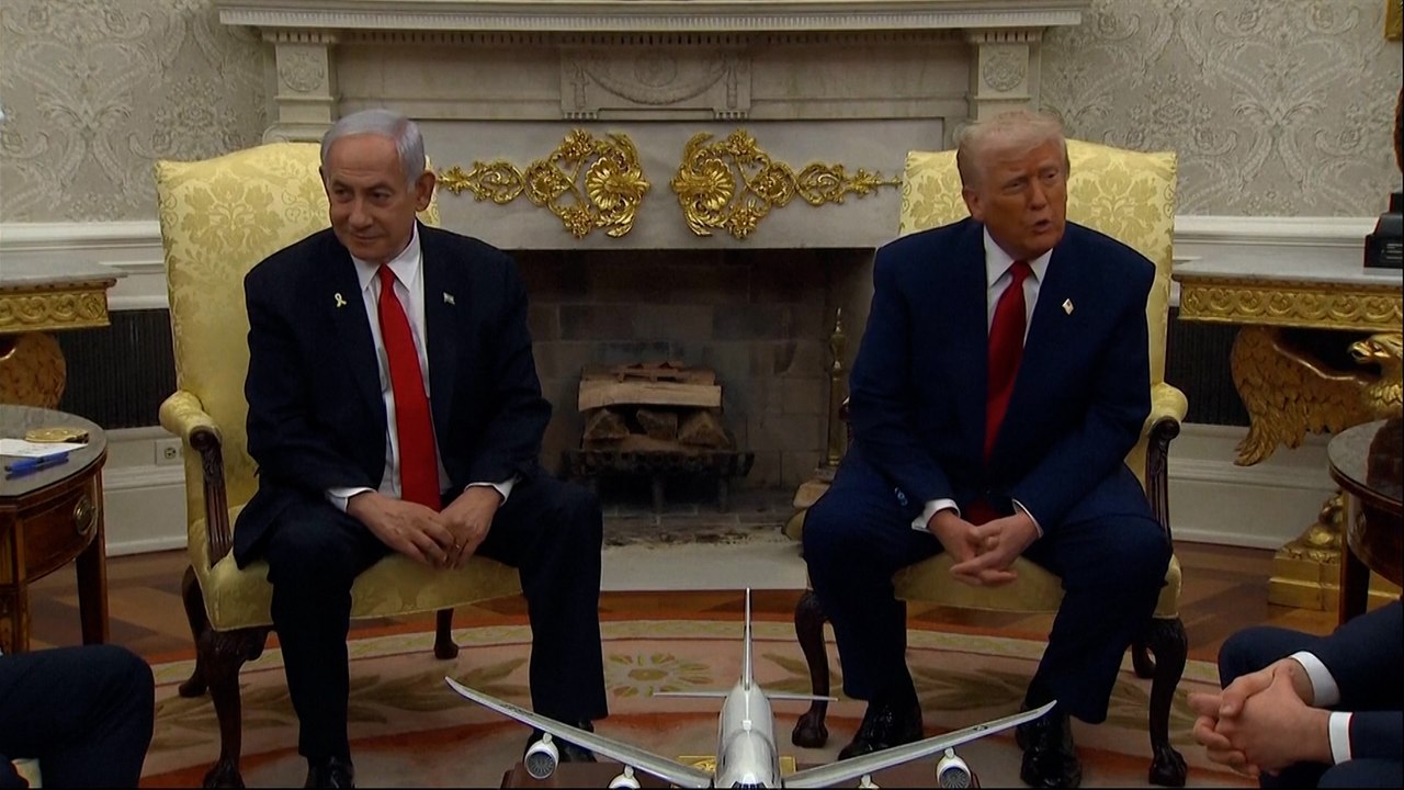 Trump asegura que está en conversaciones con Irán