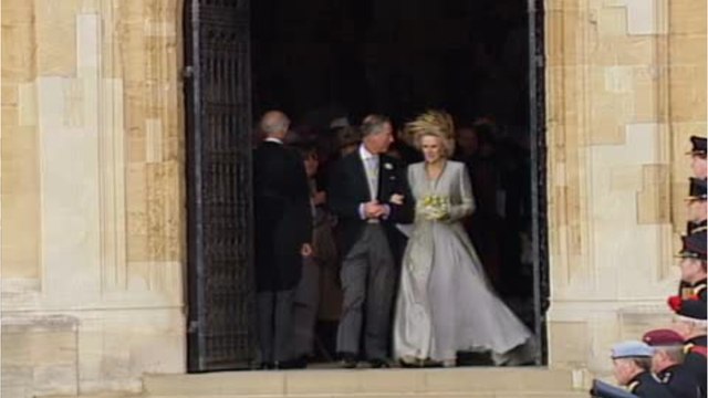 GALA VIDÉO — Charles III et Camilla célèbrent 20 ans de mariage : ambiance, invités... revivez en images leurs noces royales