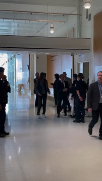 Nicolas Sarkozy et sa femme Carla Bruni - Dernier jour du procès du financement libyen de Sarkozy: ses avocats de l’ancien président vont plaider la relaxe, au tribunal de Paris, France, le 8 avril 2025. © Laura Happening/Bestimage