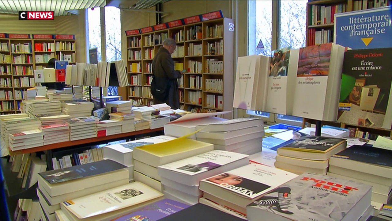 Les Français lisent de moins en moins