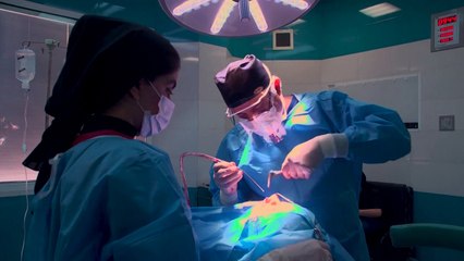 النساء في إيران يُقبلن بكثافة على عمليات تجميل الأنف لتحسين مكانتهنّ وفرصهنّ