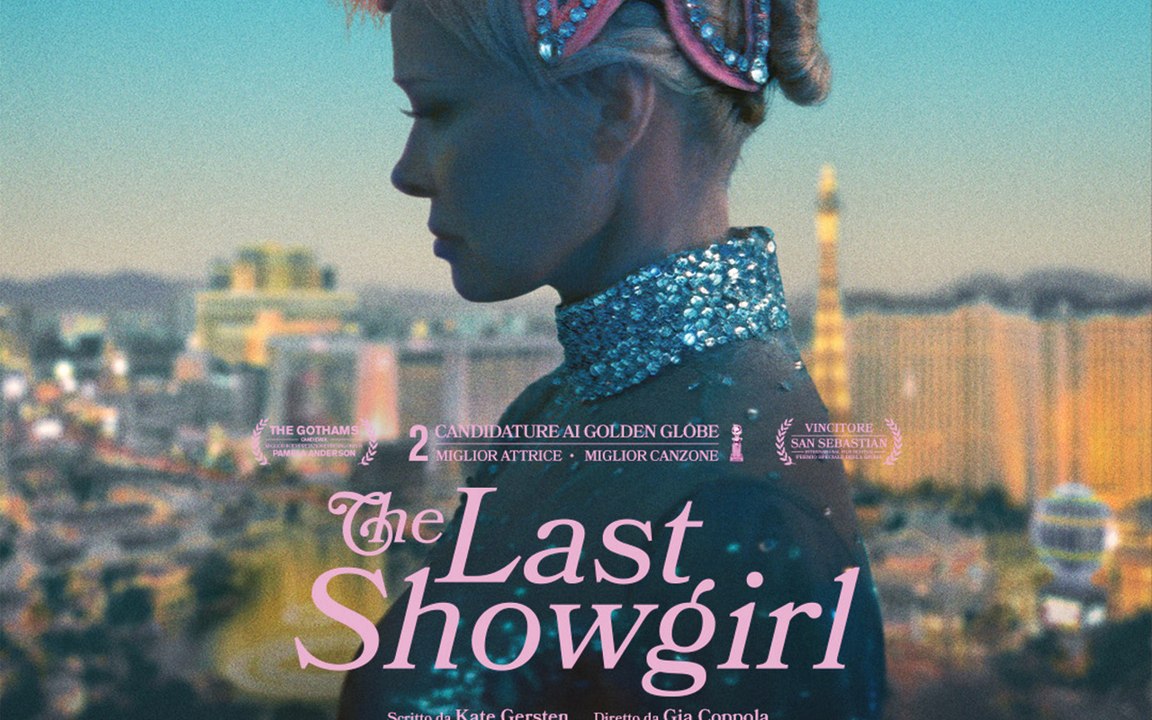 Pamela Anderson, Dave Bautista e Jamie Lee Curtis in "The Last Showgirl": la scena del film