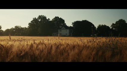 A Mulher no Jardim Trailer (2) Legendado