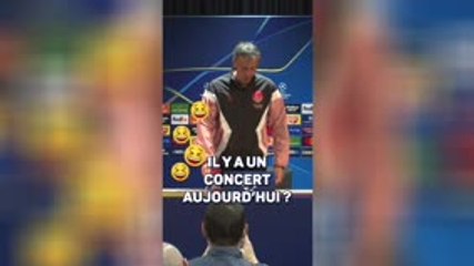 PSG - La petite blague de Luis Enrique à son arrivée en conférence de presse