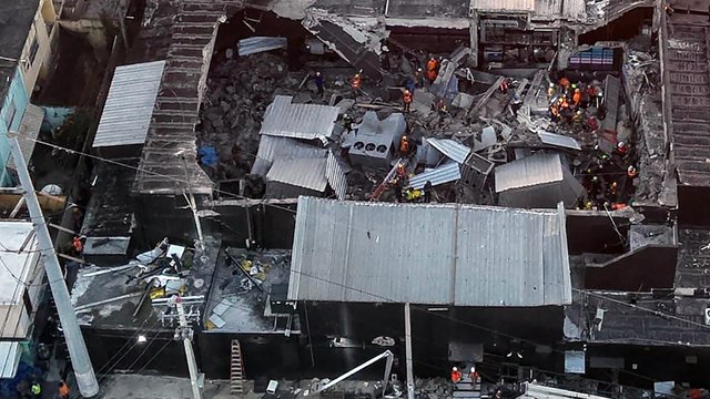 Saint-Domingue : le toit d’une discothèque s'effondre en plein concert, au moins 44 morts