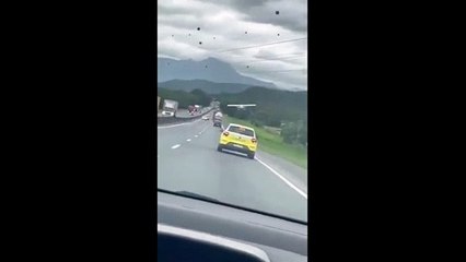 POUSO DE AVIÃO EM RODOVIA. Piloto teve que fazer POUSO FORÇADO