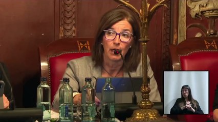 Una regidora de l'Ajuntament de Vic justifica la delinqüència: Les seves dificultats...