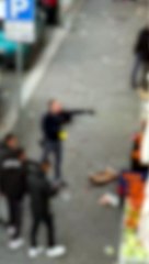 Il video della rissa tra peruviani a Macerata