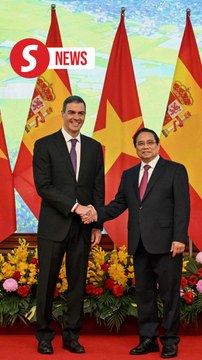 Vietnam and Spain stress importance of free trade as Trump tariffs hit