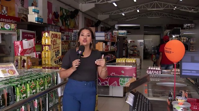 Câmeras de segurança flagram assalto em loja de conveniência de Belém