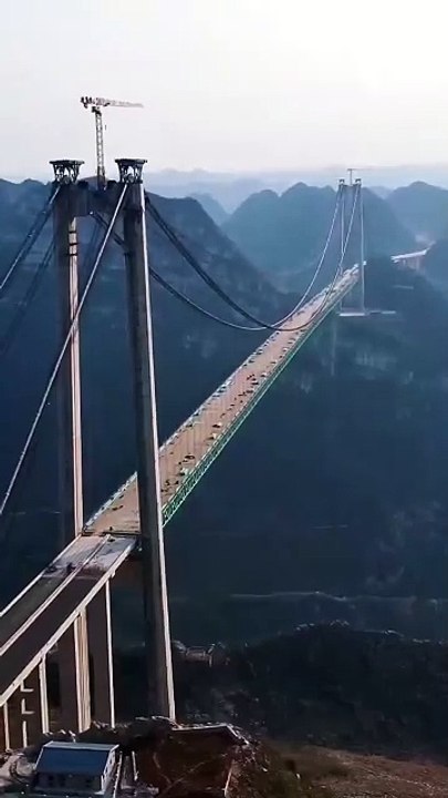 Saleemoffical presentation- wondering bridge in China #China