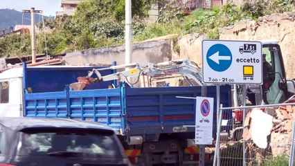 Tornano le ruspe in via Bonsignore