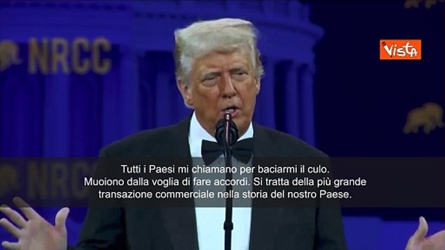 Dazi Usa, Trump: Tutti mi chiamano per baciarmi il c.lo. Muoiono dalla voglia di fare un accordo