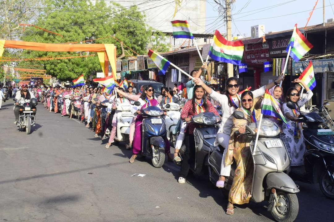 वाहन रैली में दिखा उत्साह, कल निकलेगी भव्य शोभायात्रा