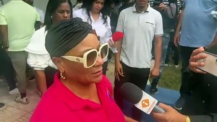 La periodista Wendy Sosa busca “desesperada” a pariente y amiga tras tragedia del Jet Set que deja 124 muertos