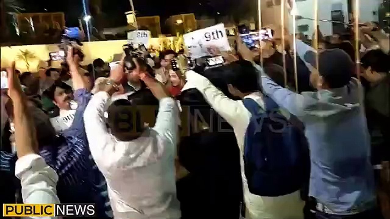 PTI Members Protest Inside Parliament: Chanting for Imran Khan's Release | Public News