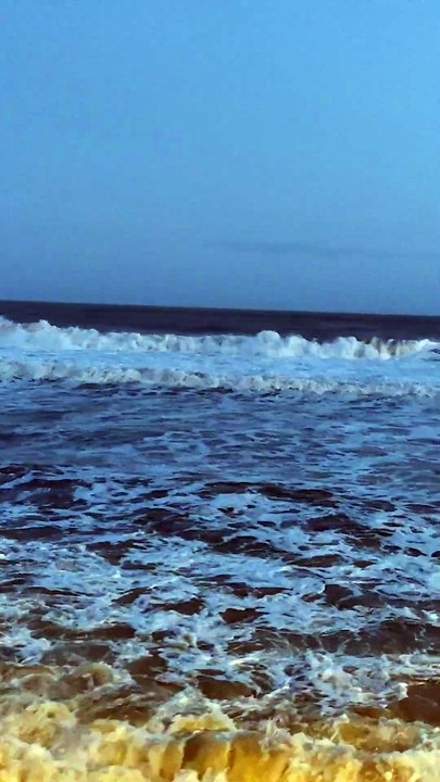 Big wave beach 🇪🇦