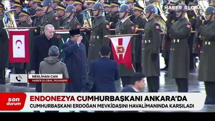 Endonezya Cumhurbaşkanı Ankara'da: Erdoğan havalimanında karşıladı