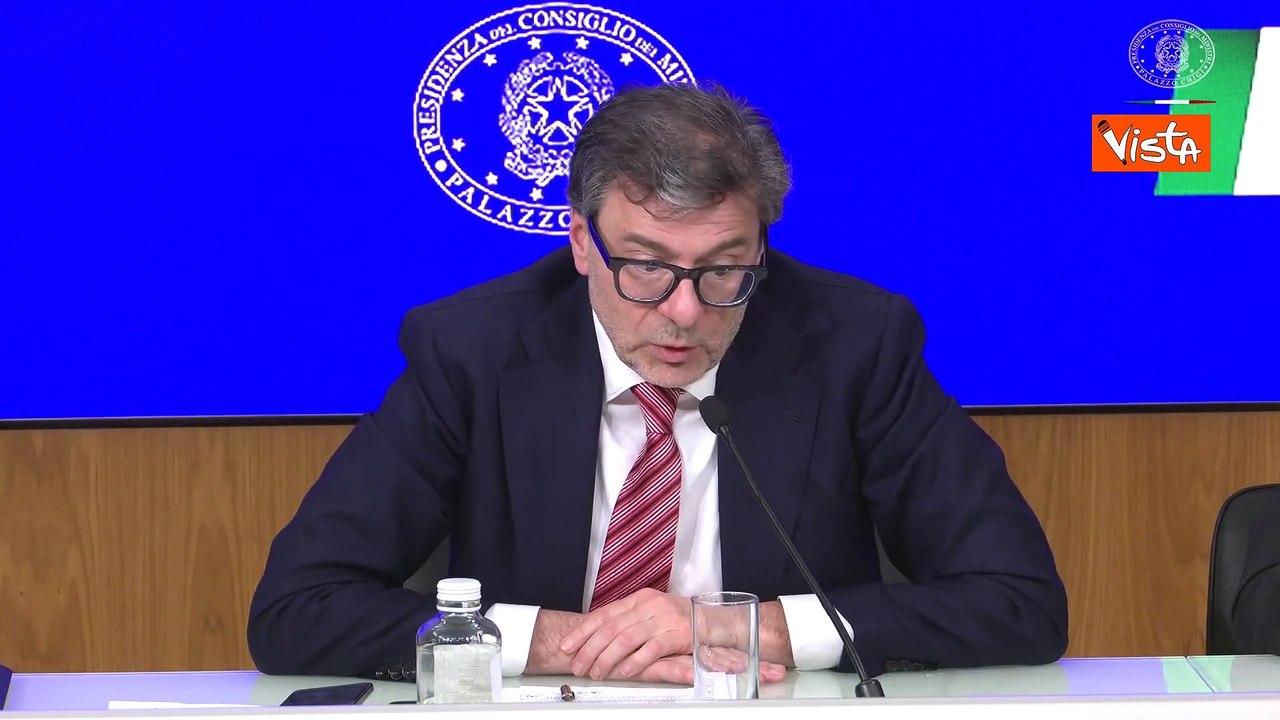 Dazi Usa, Giorgetti: "Serve mente fredda, no interventi che mettono a rischio finanza pubblica"