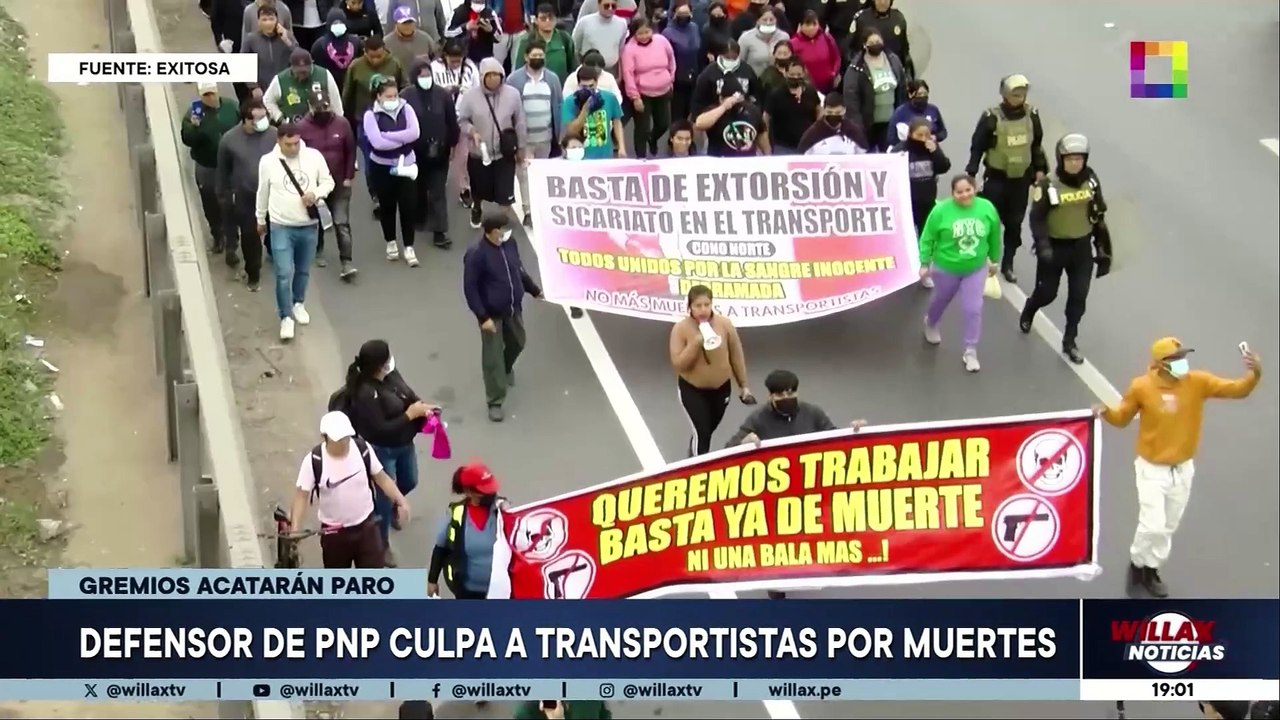 DEFENSOR DE PNP CULPA A TRANSPORTISTAS POR MUERTES | Willax